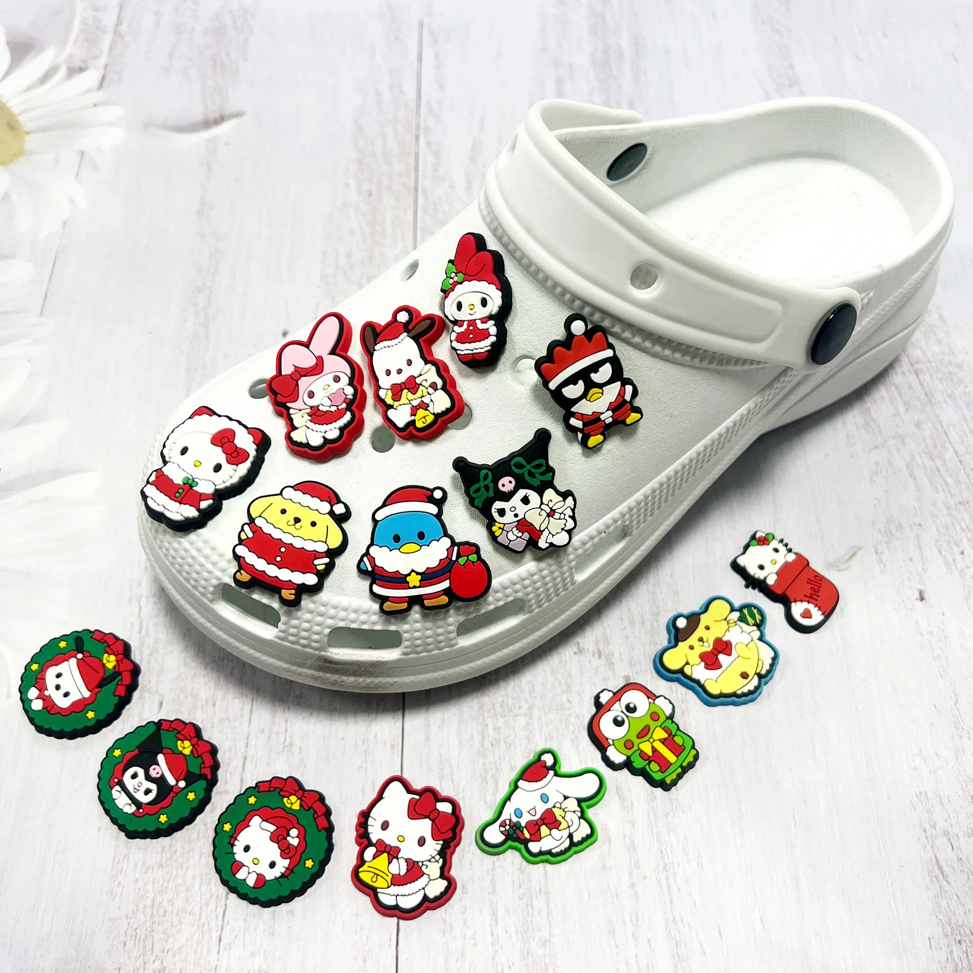 16pcs Sanrio Christmas Charms for Shoes – Kawaii Christmas Edition