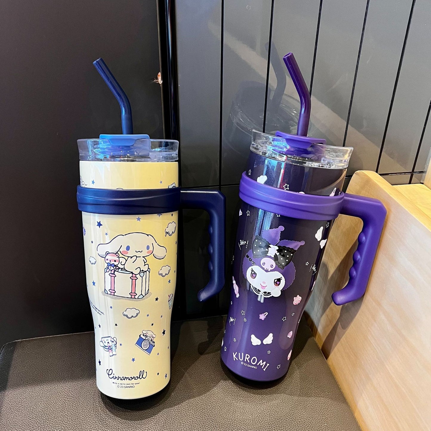 Adorable Sanrio Vacuum Cup with Straw | 1200ml for Maximum Convenience"