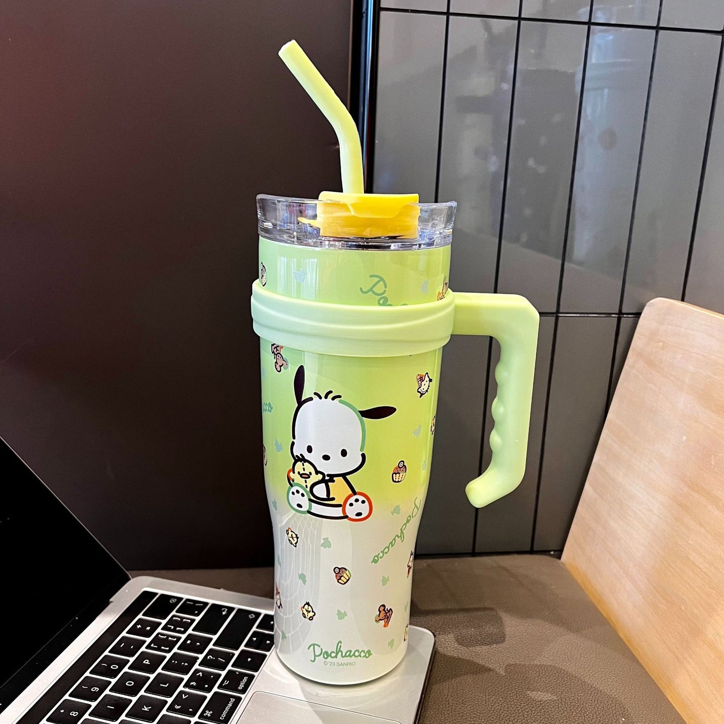 Charming Sanrio Pochacco 1200ml Vacuum Cup with Straw | Ideal for Stylish Sips