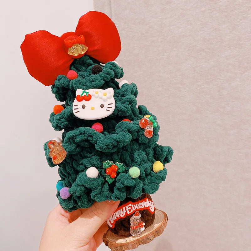 Kawaii Hello Kitty Christmas Tree – Sanrio Holiday Scene for Your Desktop Decor