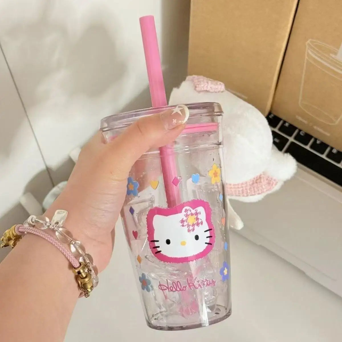 Hello Kitty Transparent Straw Cup – Large-Capacity Sanrio Water Bottle