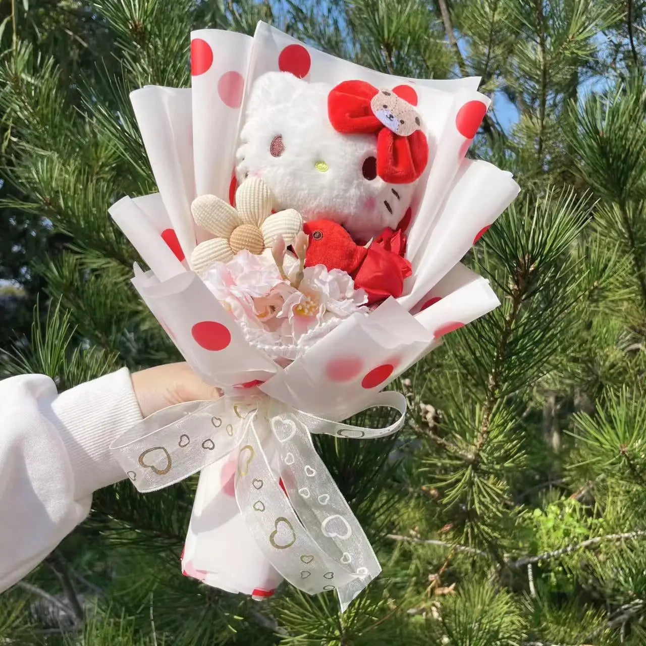 Hug Me, Hello Kitty – Red Rose Edition