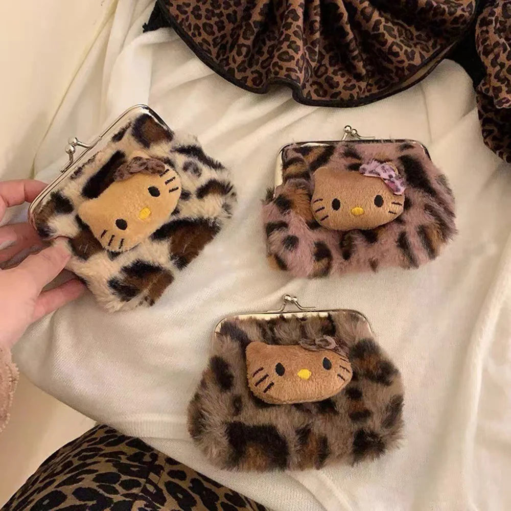 Mini Retro Hello Kitty Purse – Perfect Gift for Fans