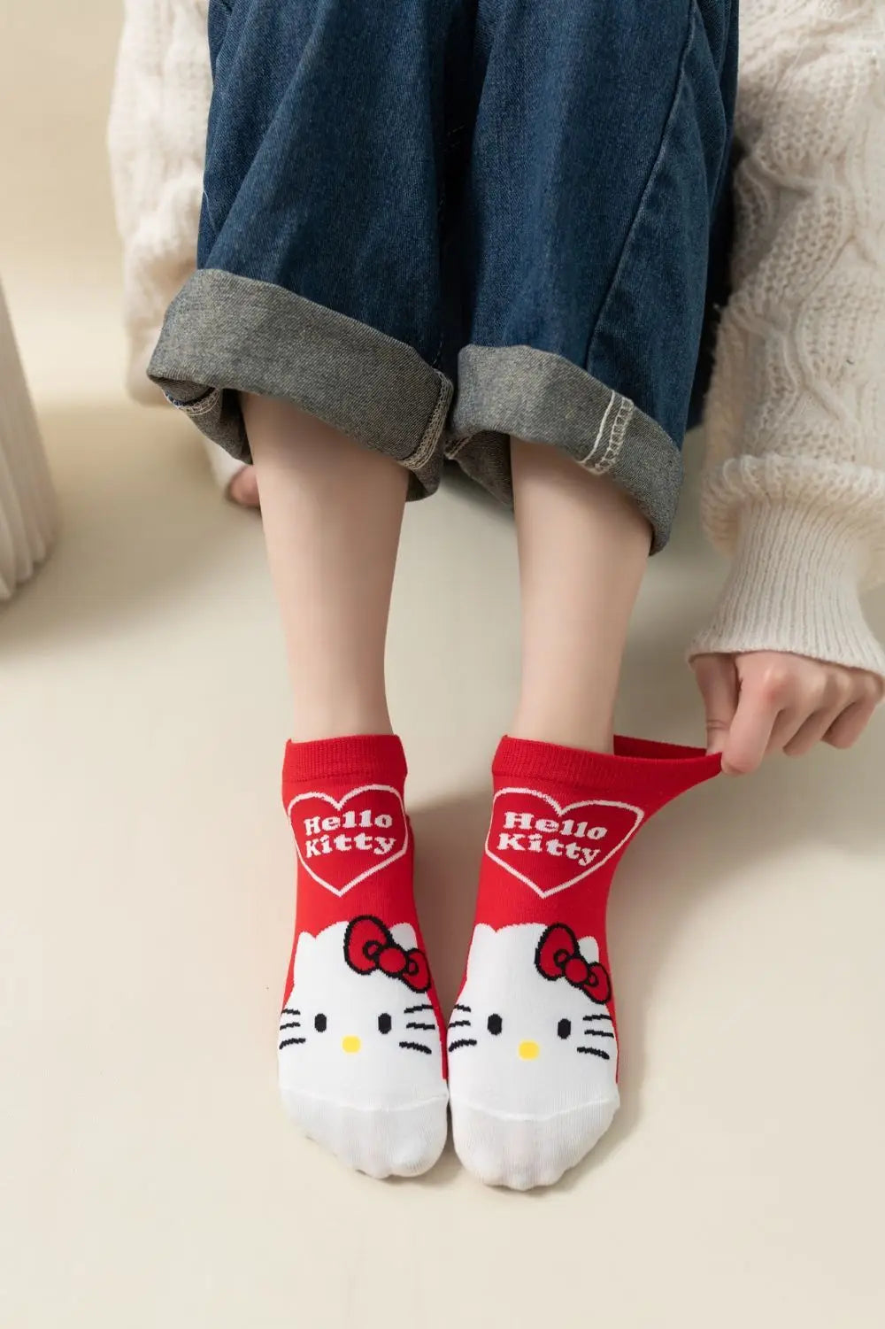 Sweet and Comfortable Hello Kitty Women's Cotton Socks