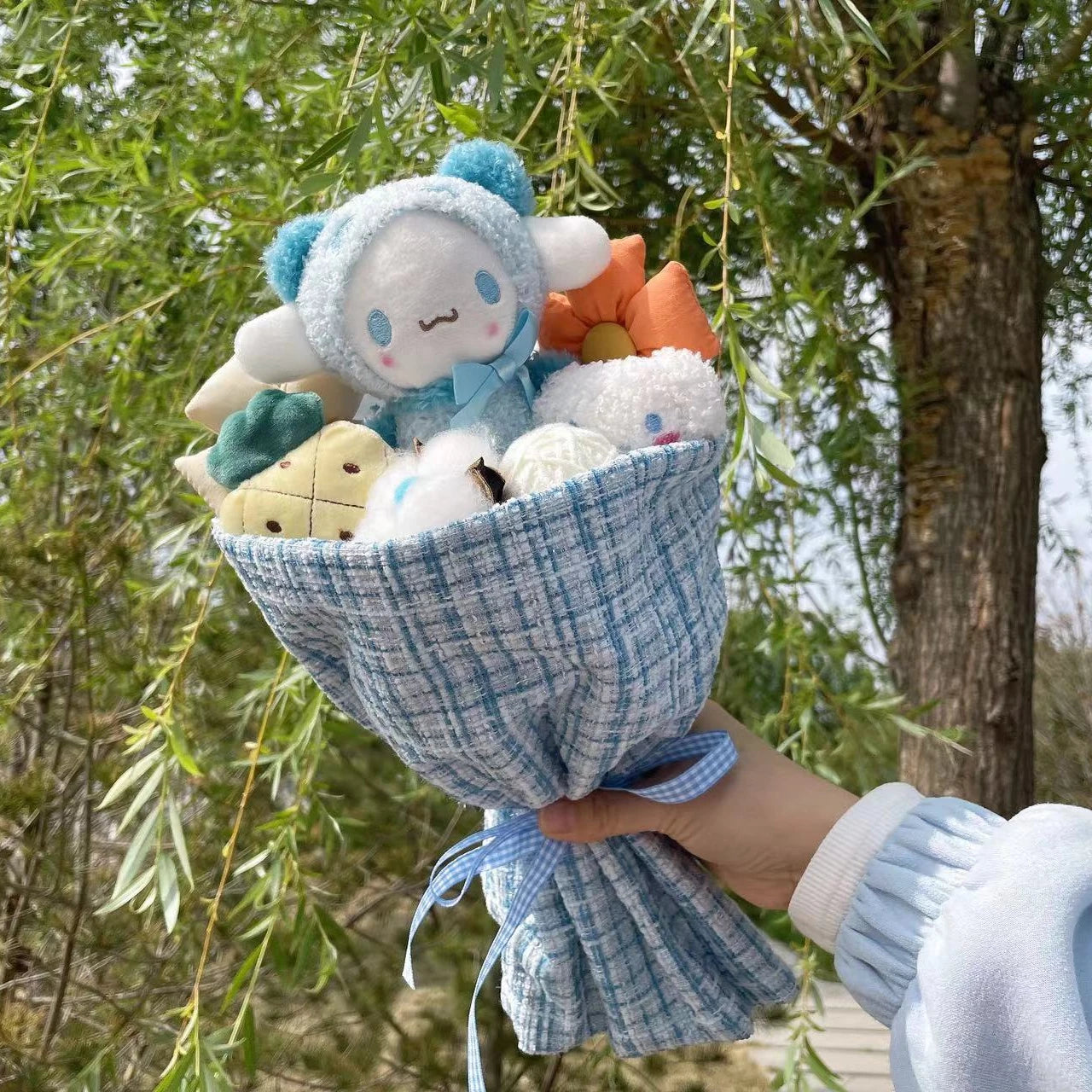 Sanrio Kawaii Cinnamoroll Plush Bouquet wrapped in Blue Flannel Fabric