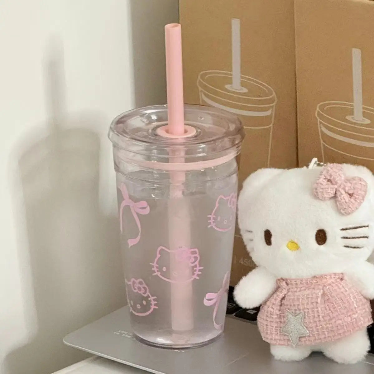 Sanrio Hello Kitty Pink Water Cup – Large Capacity, Adorable Design