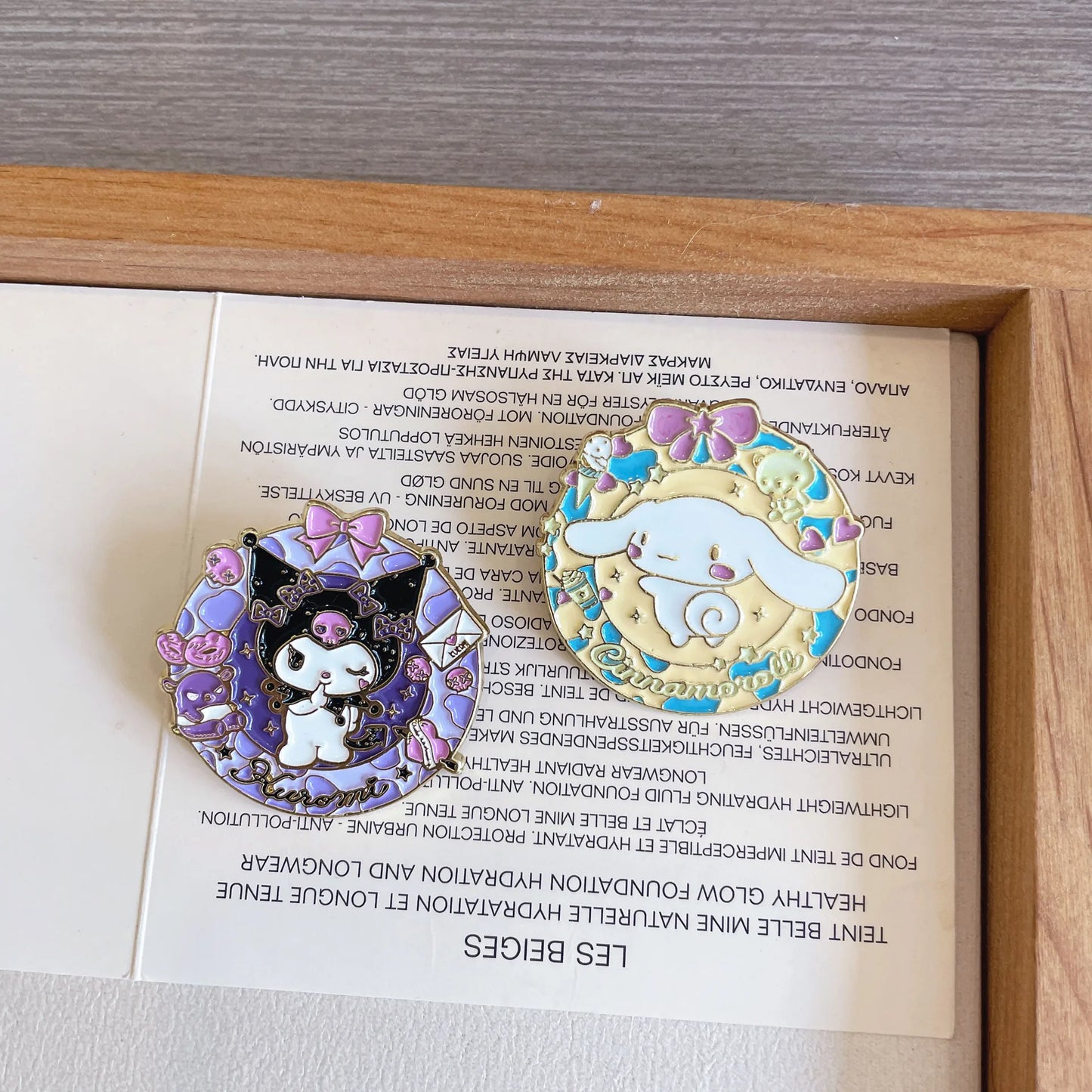 Bright Badges Showcasing Hello Kitty, Kuromi, Pochacco, and Cinnamoroll