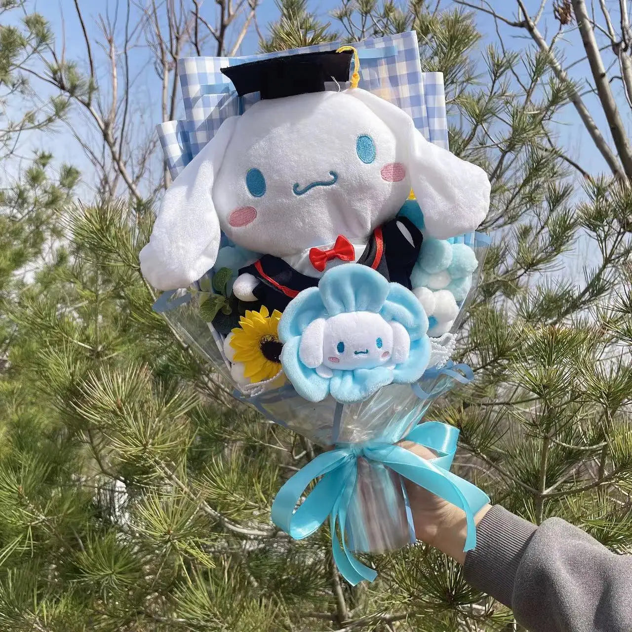 Sanrio Cinnamoroll Plush Bouquet for Graduation day